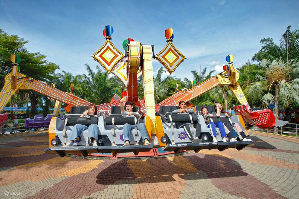 Công Viên Siam Amazing Park Ở Bangkok