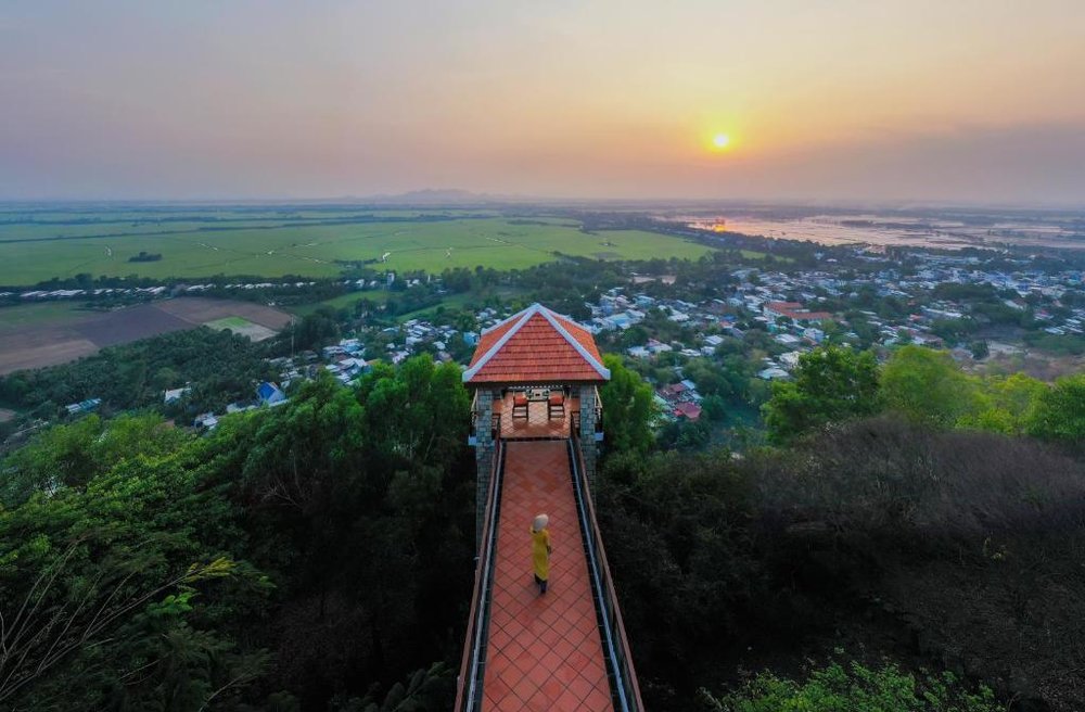 Các Khách Sạn Gần Chùa Bà Châu Đốc An Giang