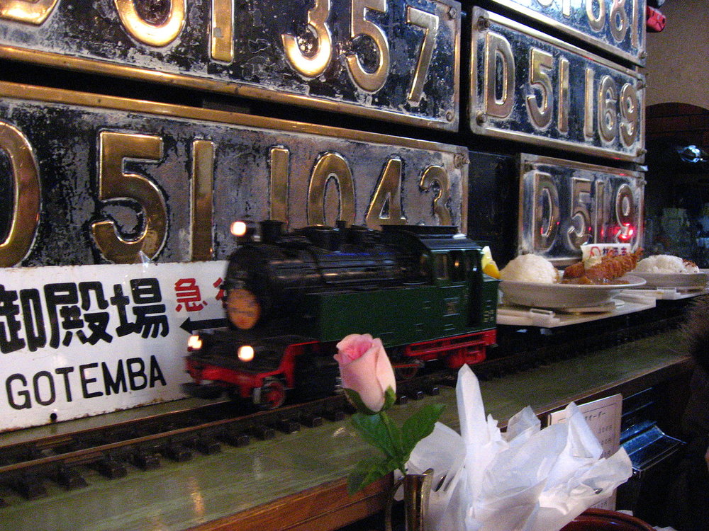 Family friendly restaurants tokyo Curry Station Niagara