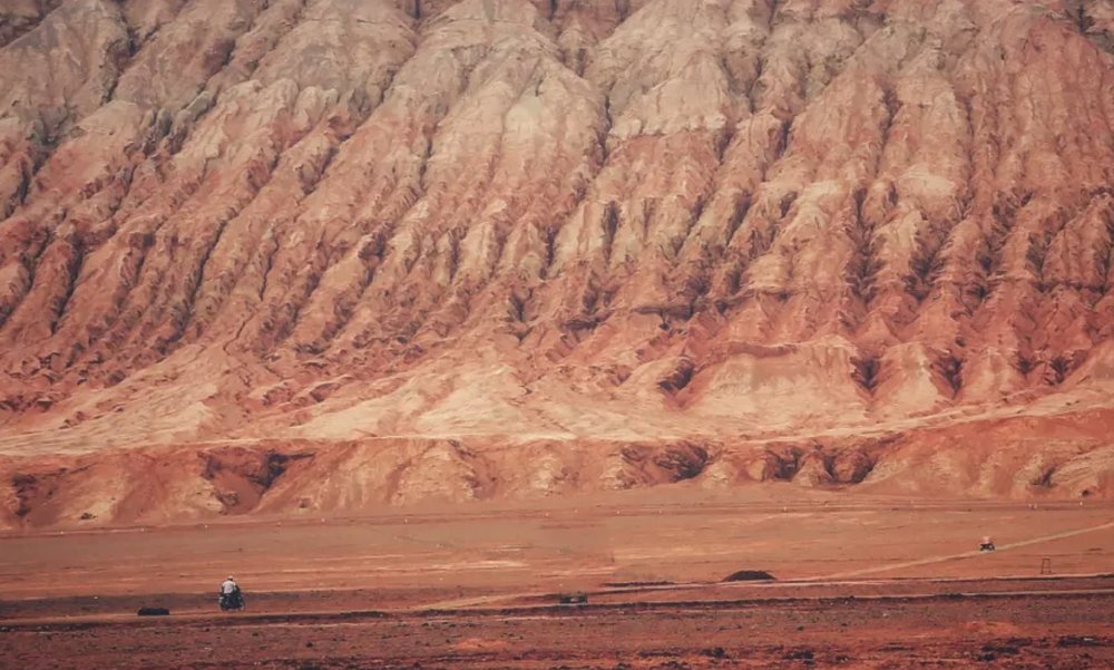 新疆景點｜火焰山