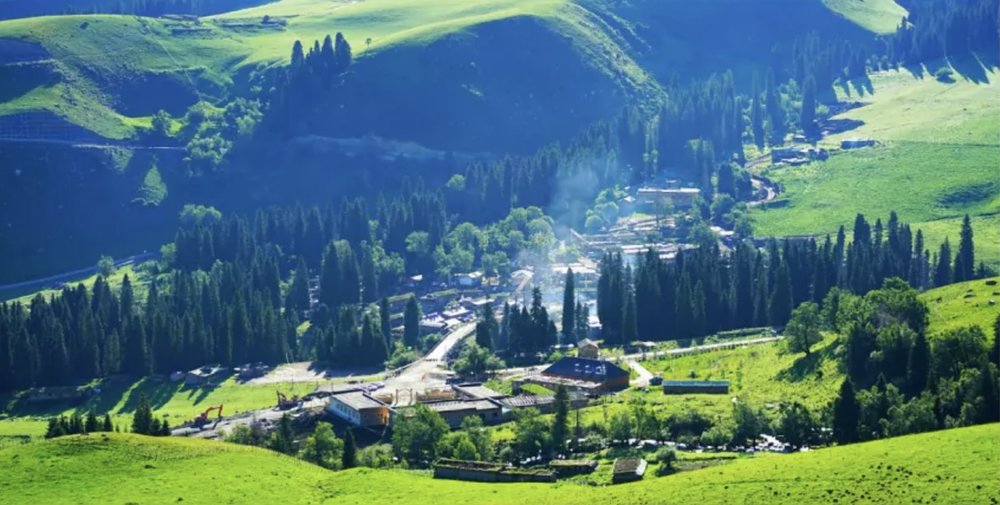 新疆景點｜巴音布鲁克草原