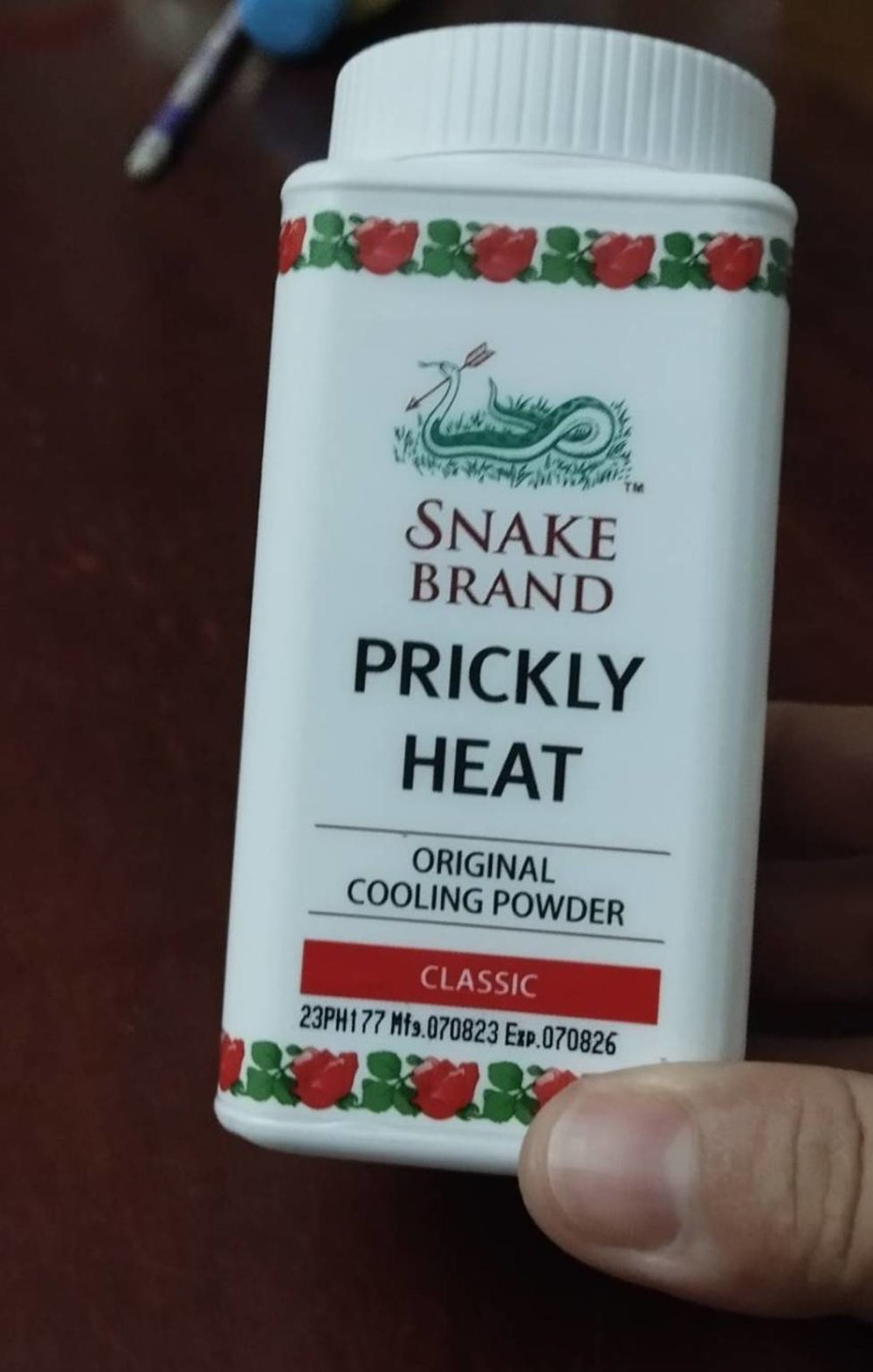 タイ お土産 プリックリーヒート・クーリングパウダー(Prickly Heat Cooling Powder)