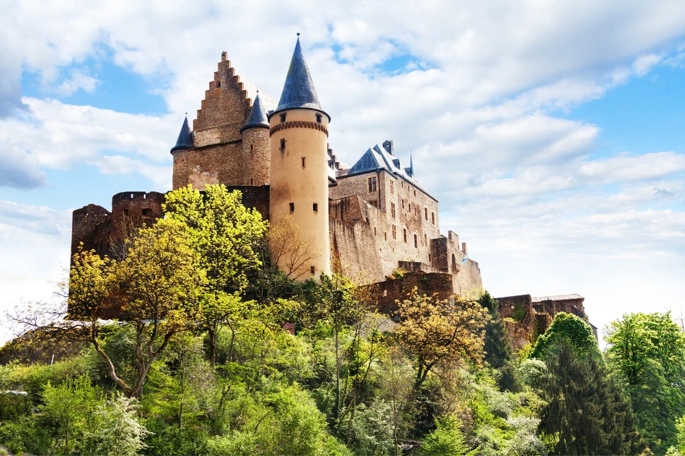 Thị Trấn Và Lâu Đài Vianden Luxembourg