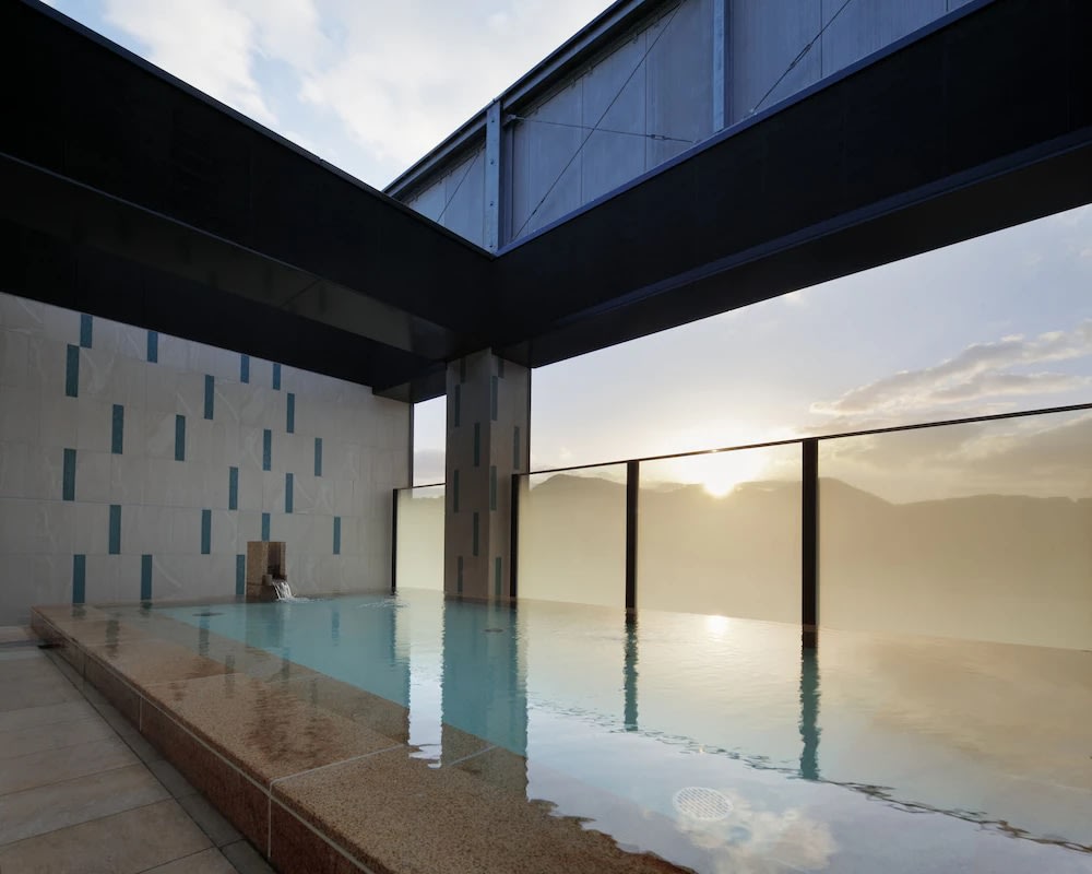 九州住宿推薦｜長崎新地唐人街光芒飯店