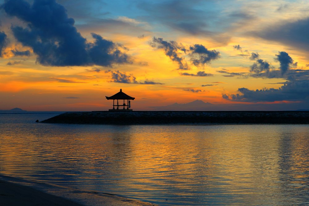 sanur bali - sunset beachside
