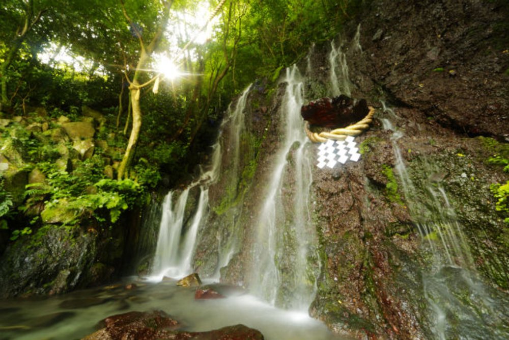 [usxanz] Tamadare Waterfall