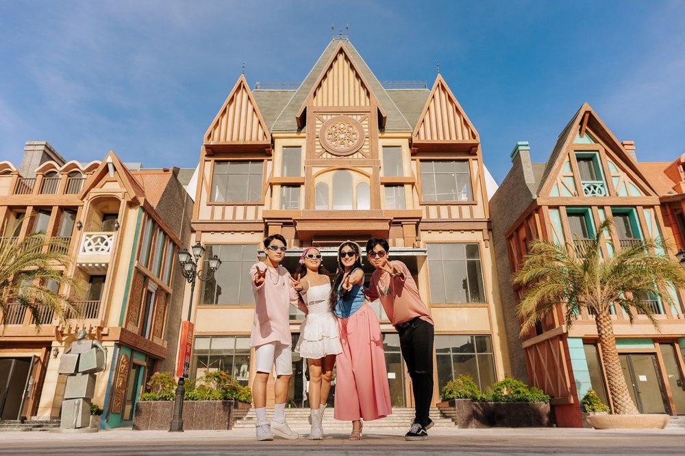  Mua Sắm Thỏa Thích Tại Khu Phố Thương Mại Cao Cấp