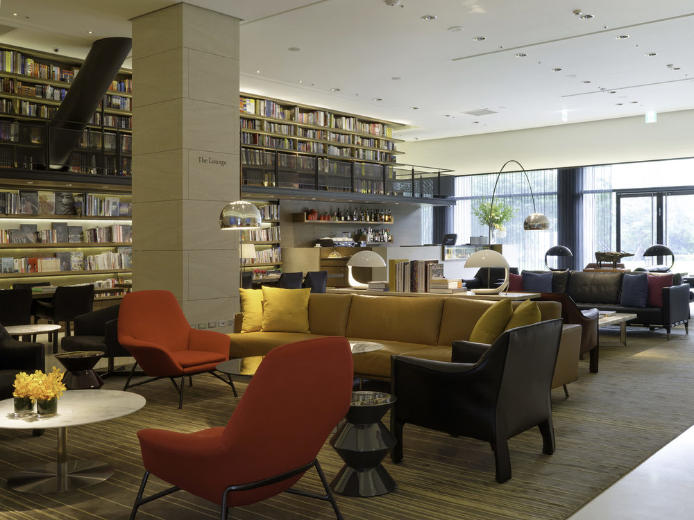 台北誠品行旅｜大廳Lobby，宛如圖書館