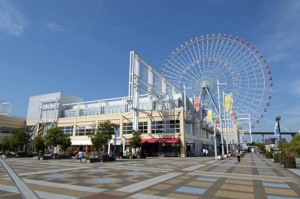 where to stay in osaka near train stations