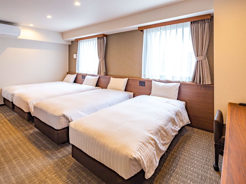 where to stay in osaka near train stations Bande Hotel Tempozan