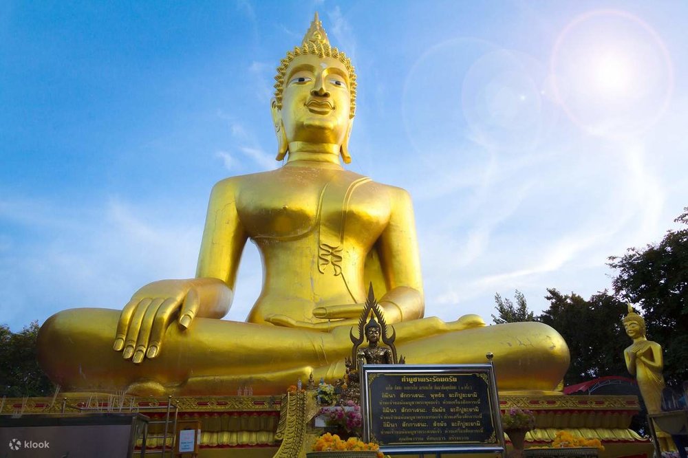 Chùa Phật Lớn Wat Phra Yai - Pattaya