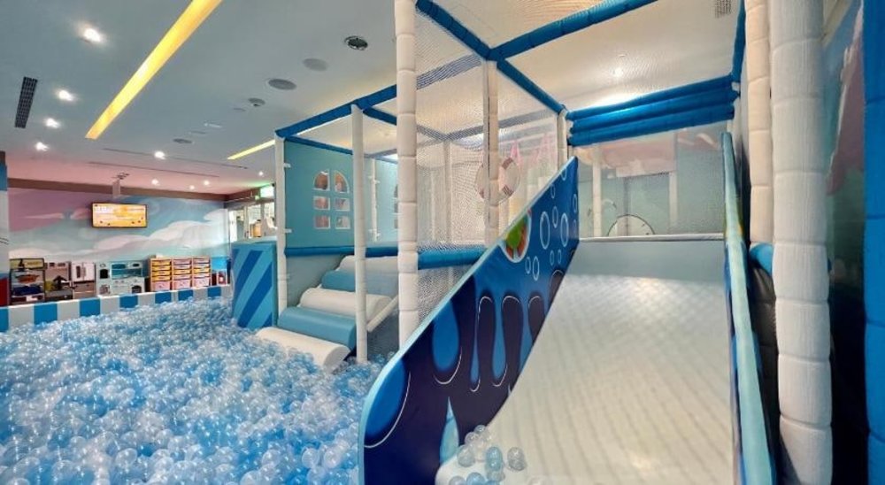 台中港酒店｜FUN世界