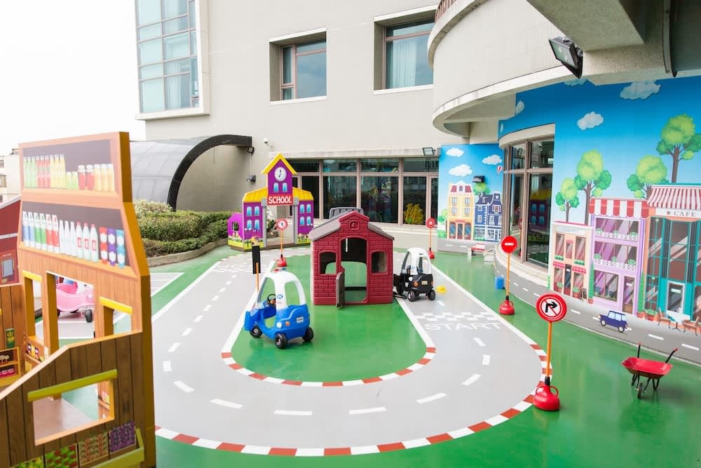 台中港酒店｜FUN世界