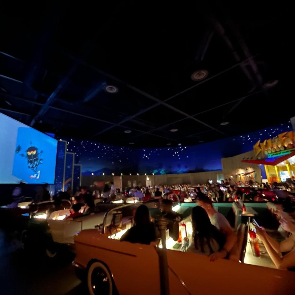 フロリダ ディズニー レストラン 4749 サイファイ・ダインイン・シアターレストラン