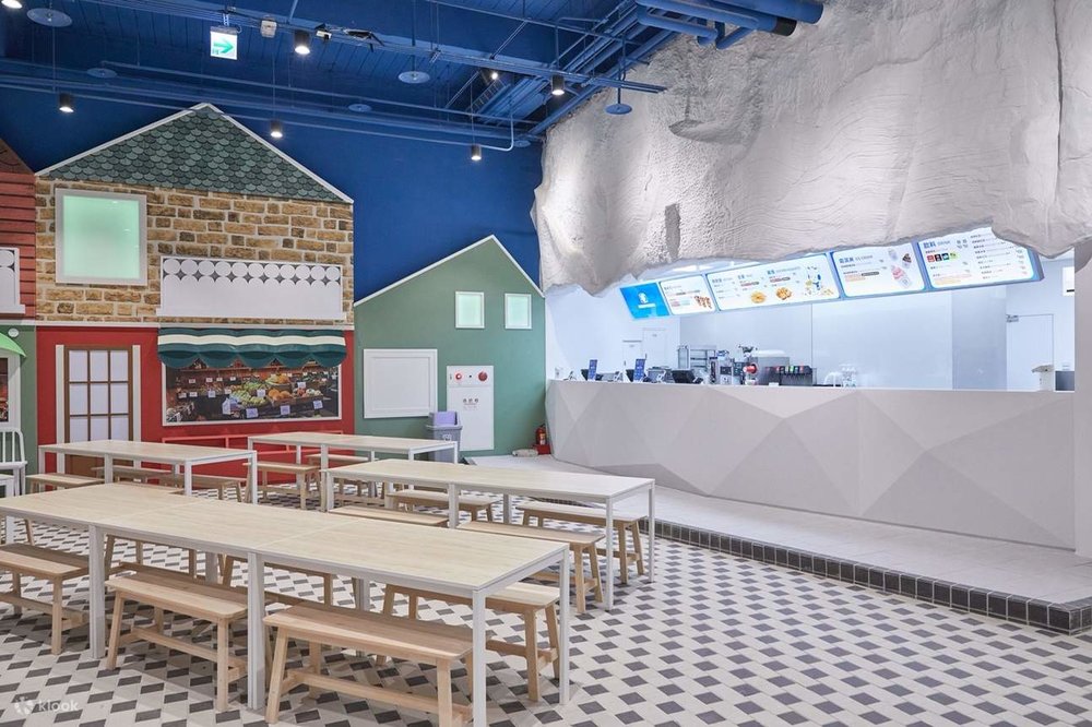 Khu Vui Chơi Tuyết Mitsui Outlet - Đài Trung