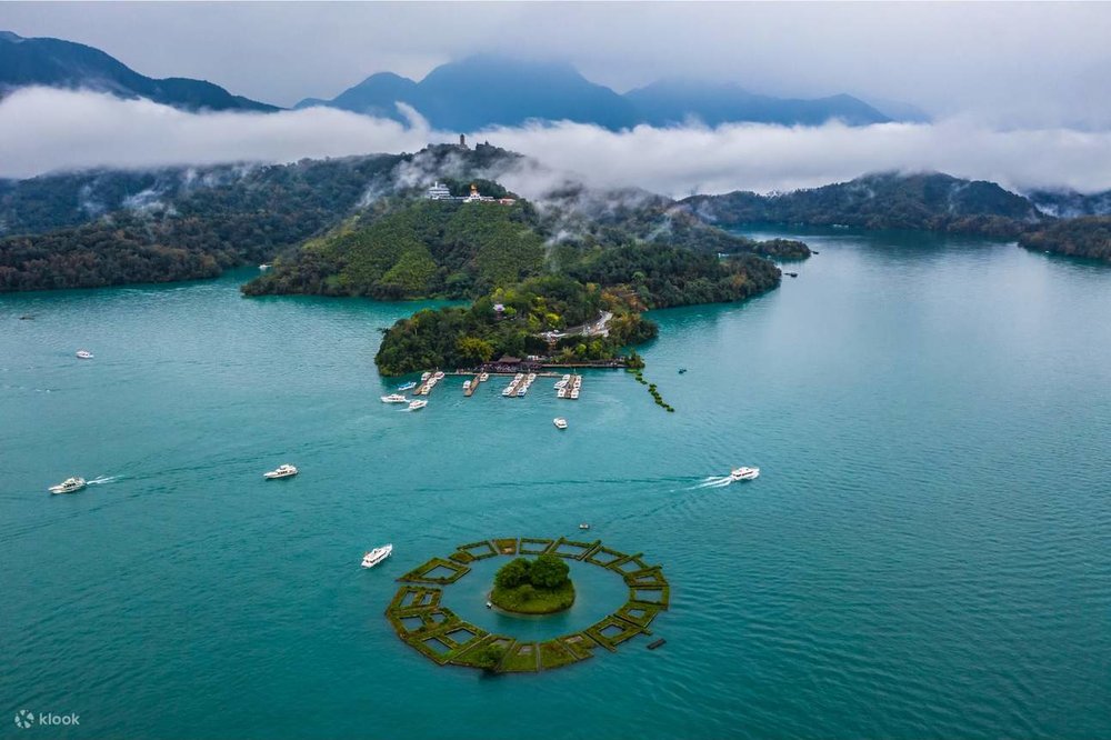  Hồ Nhật Nguyệt - Đài Trung