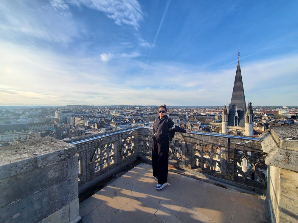 フランス・ディジョン観光ガイド|パリから鉄道で行くブルゴーニュの旅 フィリップ善良公の塔②