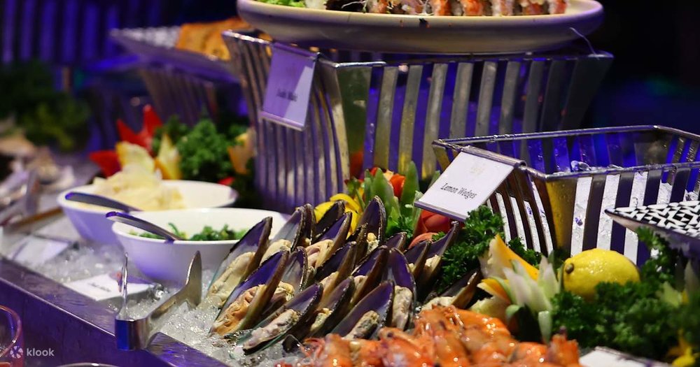 ARAS Revolving Restaurant Tại KL Tower 