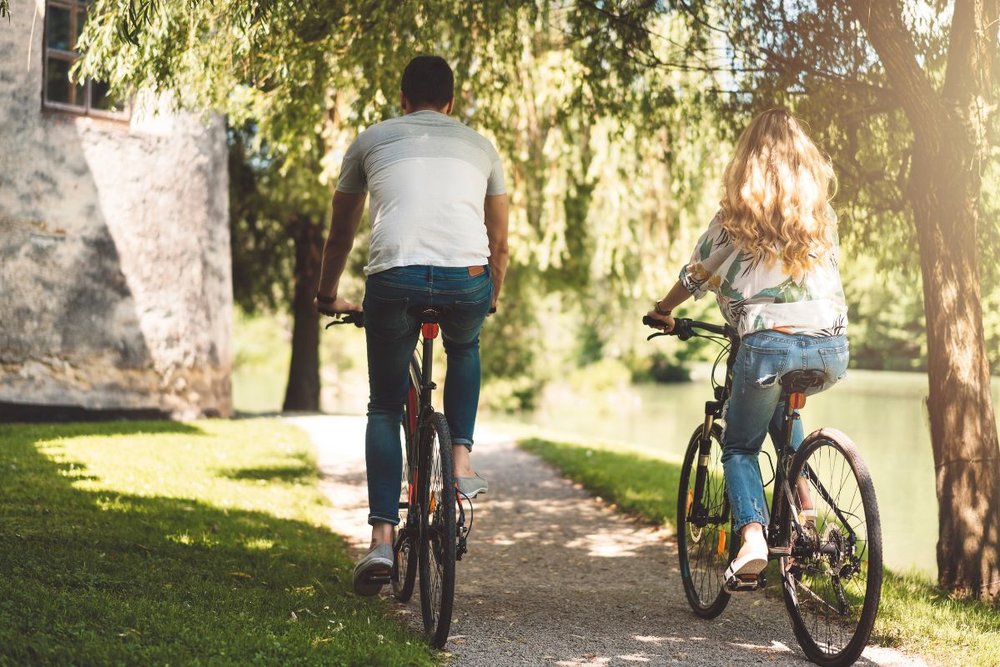 Đạp xe khám phá quanh đảo