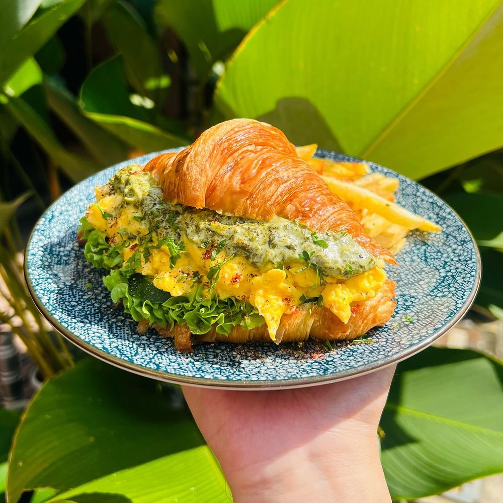 MY EN Skinny Dip Cafe