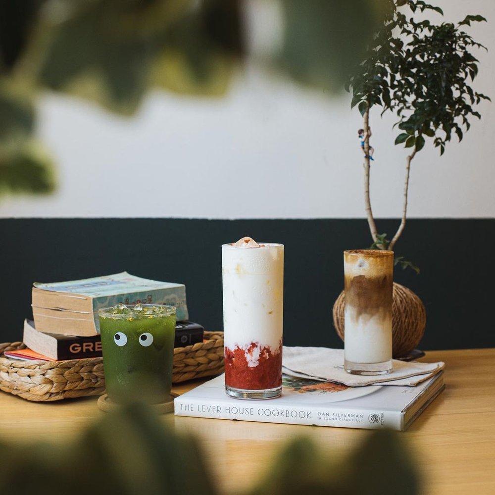 MY EN three guys cafe kl