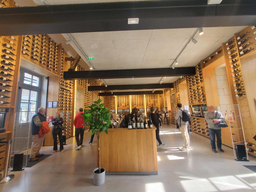 フランス・ディジョン観光ガイド|パリから鉄道で行くブルゴーニュの旅 フランス・ディジョン観光ガイド|パリから鉄道で行くブルゴーニュの旅 la Cuisine expérientielle店内