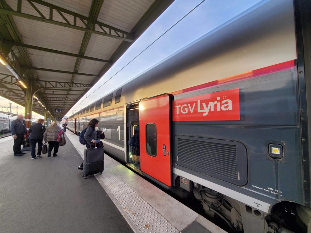 フランス・ディジョン観光ガイド|パリから鉄道で行くブルゴーニュの旅 TGV Lyria