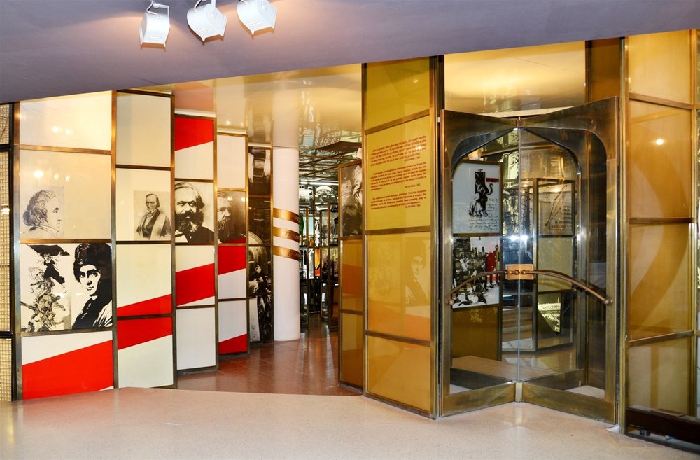 Tầng 3 - Bảo Tàng Hồ Chí Minh - Lãnh Tụ Vĩ Đại Trong Lòng Dân Tộc Và Thế Giới