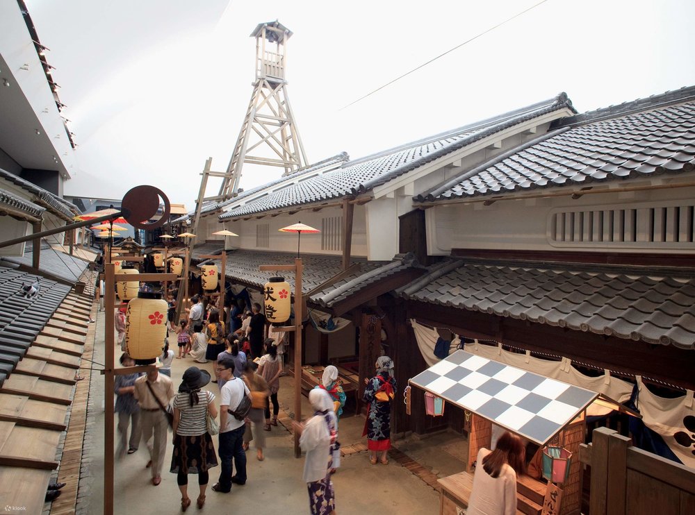 Mua Sắm Và Ăn Uống Tại Phố Tenjinbashisuji