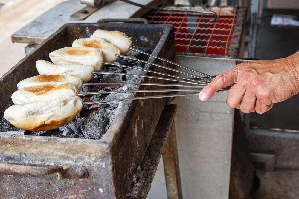 banh-mi-chao-xiu-mai-vung-tau