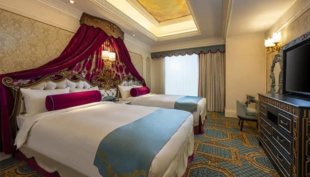 Disney Fantasy Springs Hotel room