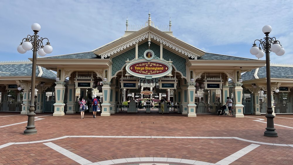 tokyo disney resort park entrance