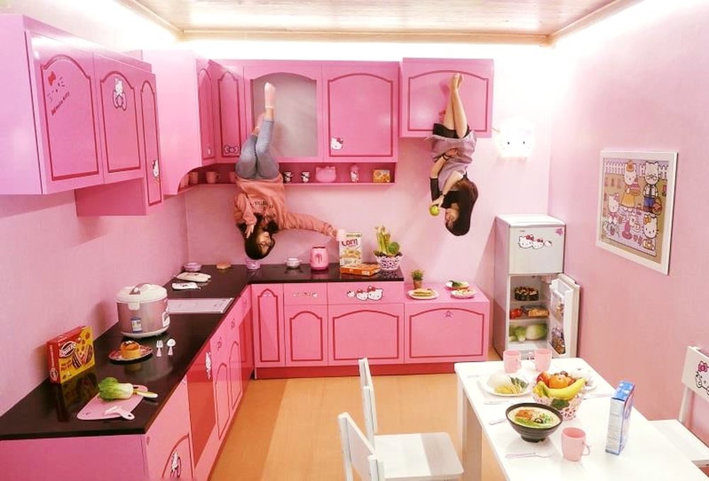  Upside Down World Danang