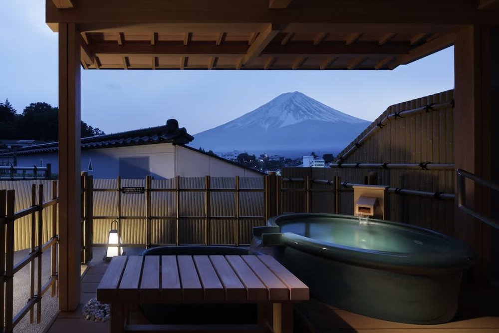 富士河口湖溫泉鄉.湖南荘