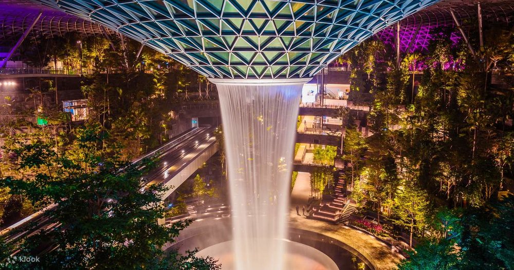 Sân Bay Jewel Changi Airport