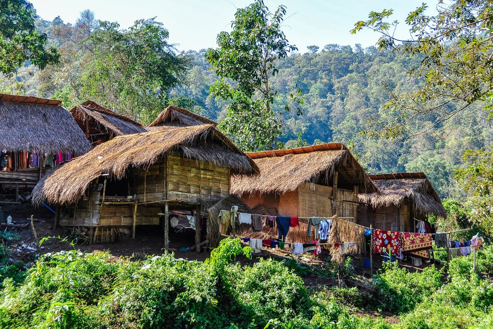 Tham Quan Làng Cổ Dài, Bộ Lạc Trên Đồi Và Wat Pha Lat
