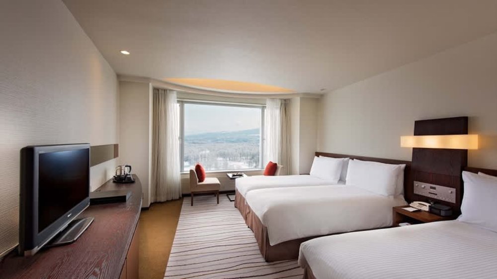 神戶住宿｜神戶全日空皇冠假日飯店