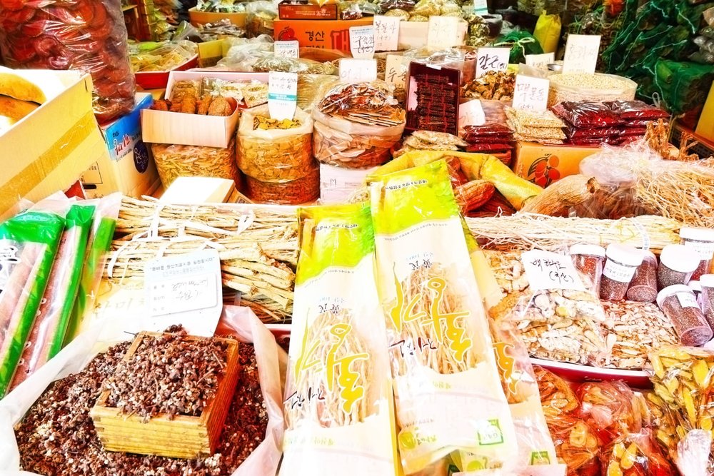 Chợ Thuốc Yangnyeongsi - Dongdaemun, Seoul