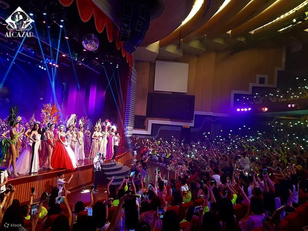 芭達雅阿克薩人妖秀