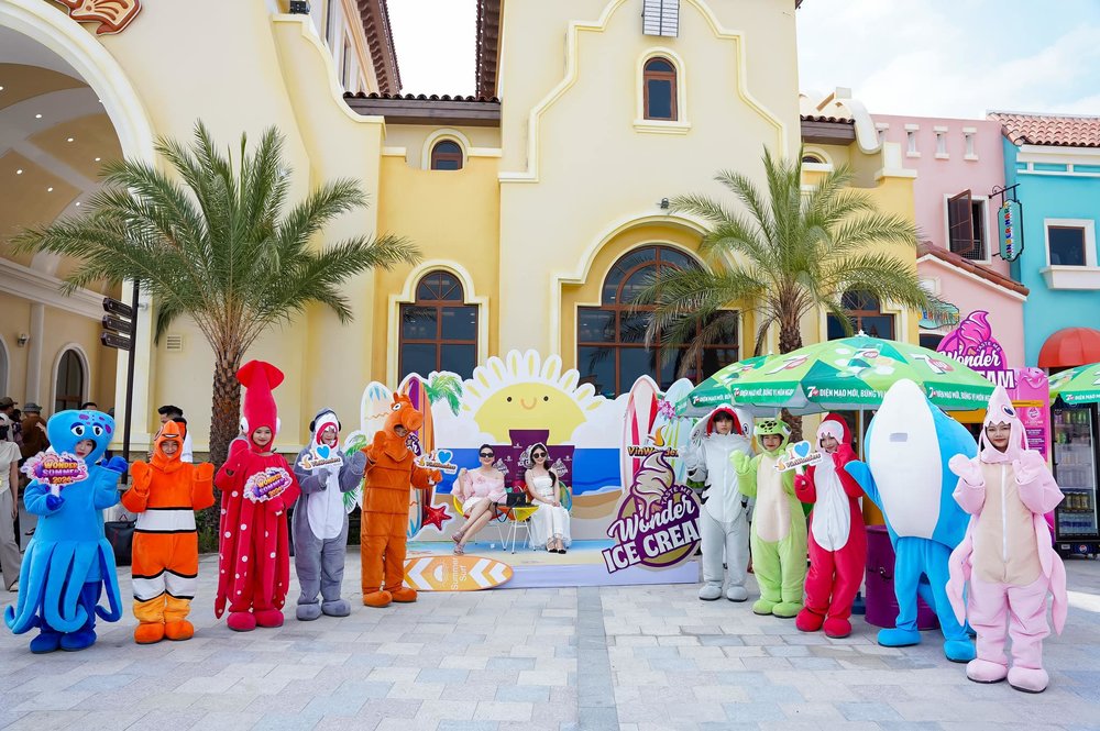 Diễu Hành Tropical Carnival