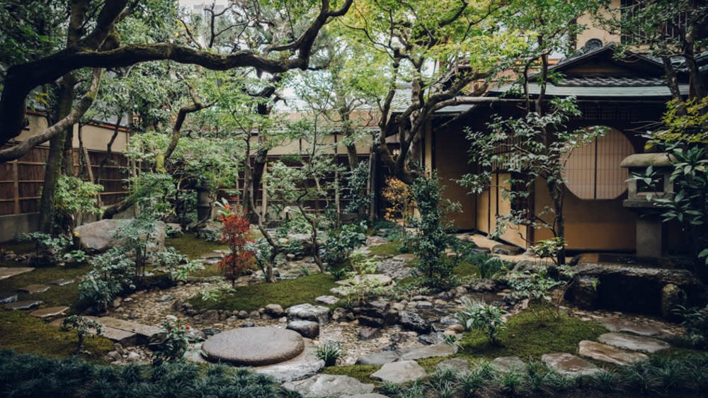 Suwa Garden in Sowaka