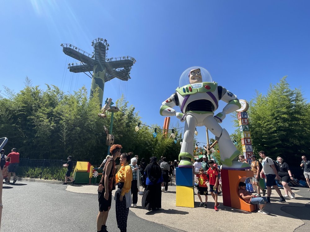 巴黎迪士尼巴斯光年 Photo Credit: Emily R