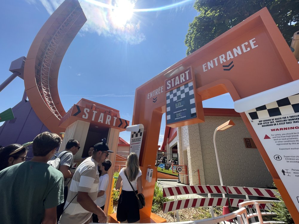 巴黎迪士尼 U型賽道 Photo Credit: Emily R