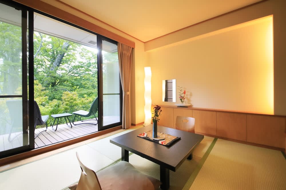 奧日光四季彩飯店