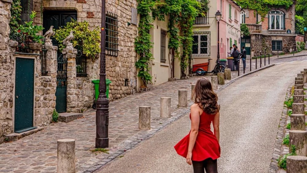 emily in paris filming location prettiest street