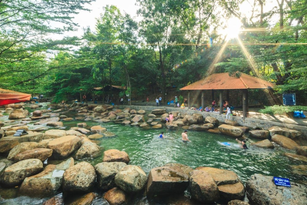 Khu Du Lịch Sinh Thái Thủy Châu - Nơi "Chill" Hết Mình Cùng Hội Bạn Cuối Tuần