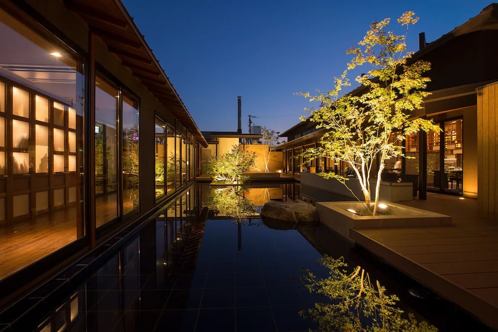 雄琴溫泉 琵琶湖綠水亭溫泉飯店 