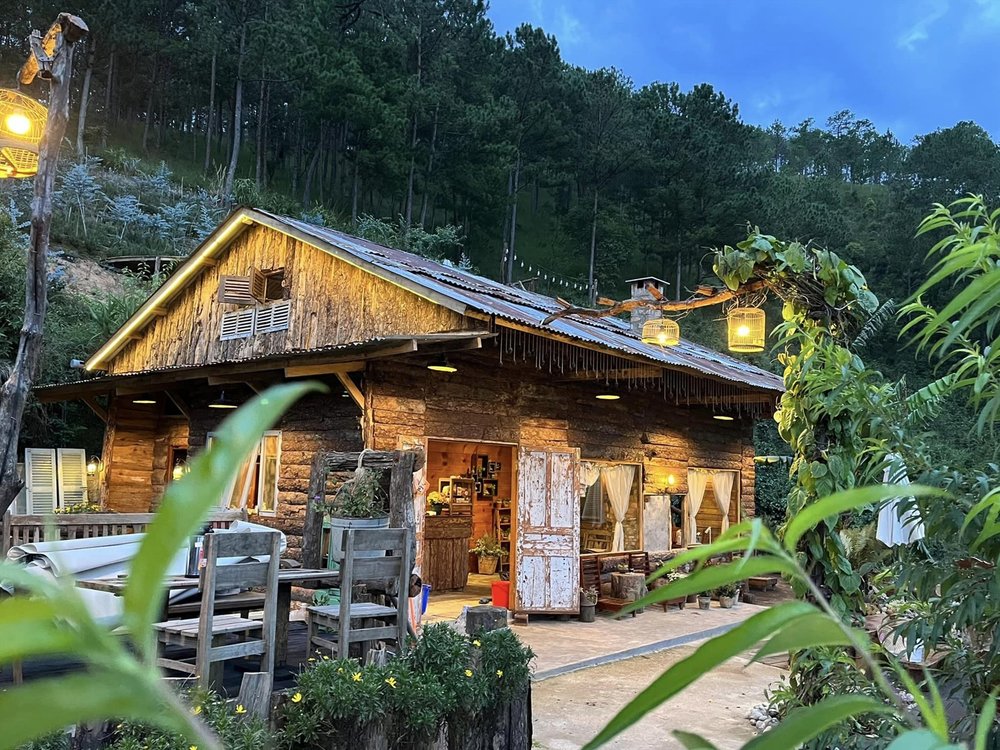 Tiệm Cà Phê Nhà Bên Rừng - Đà Lạt