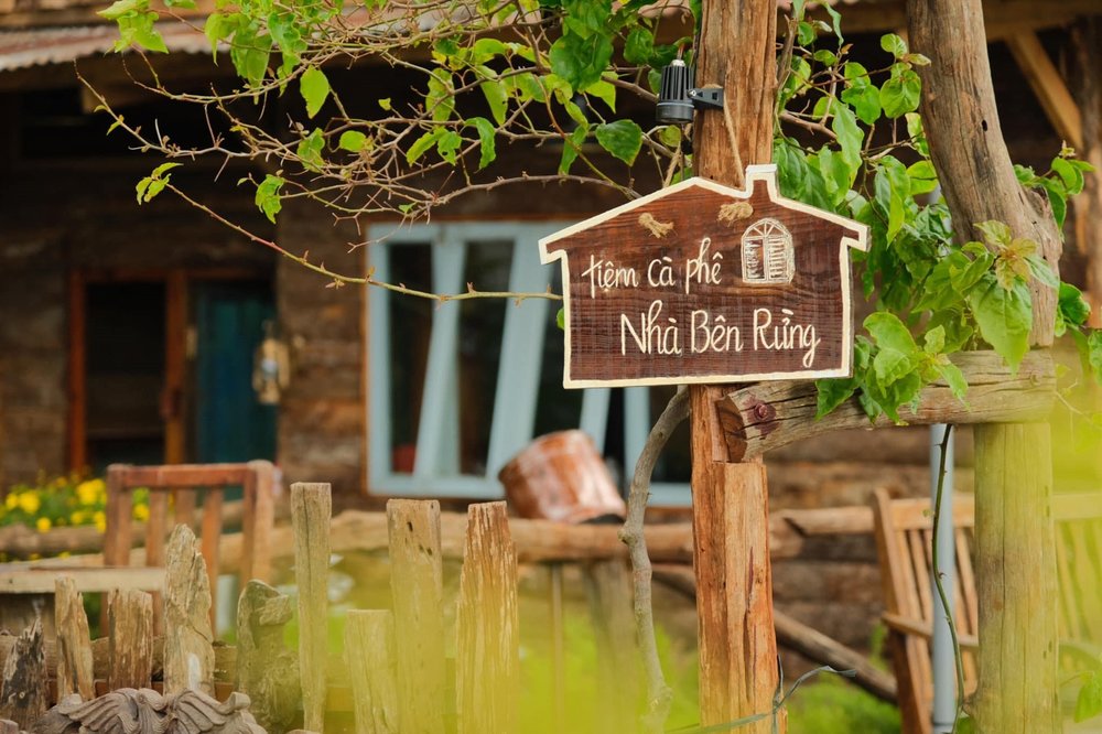 Tiệm Cà Phê Nhà Bên Rừng - Đà Lạt
