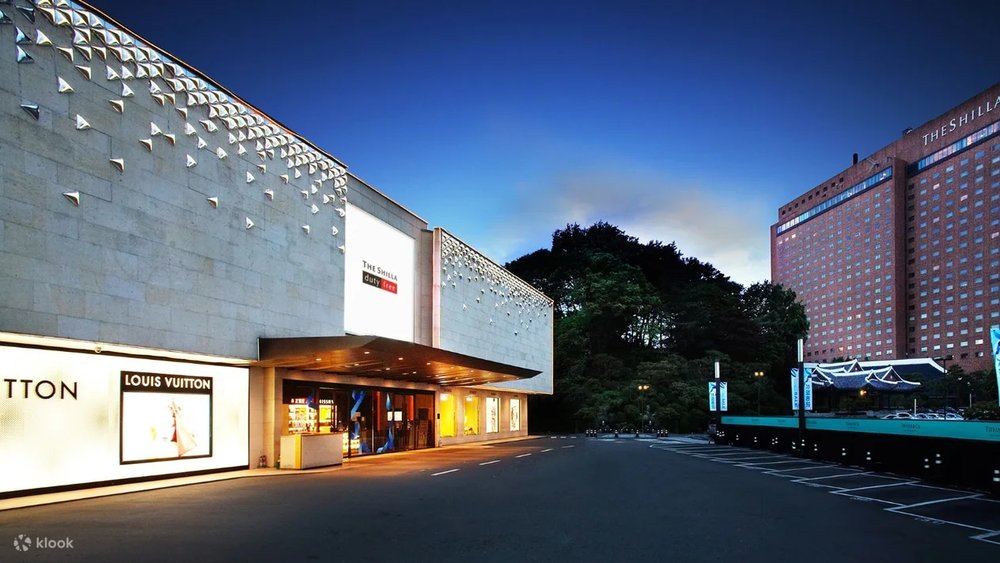 The Shilla Duty Free Facade